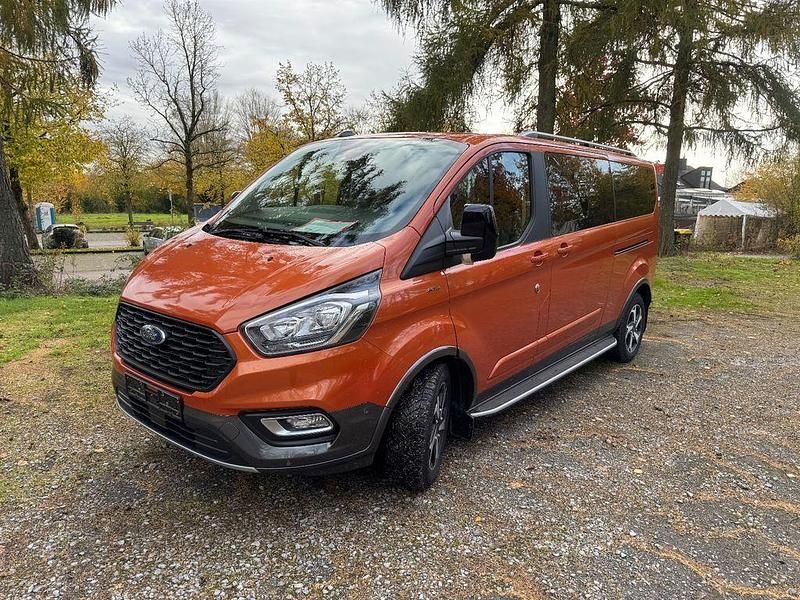 Orange glow Gebraucht 2023 Ford Tourneo Active Van / Kleinbus | 39.980 € (Fairer Preis) - Bild 1/4