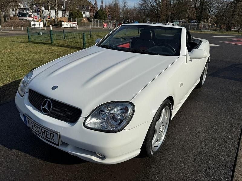 Weiß Gebraucht 1997 Mercedes SLK200 AMG Cabrio | 4.500 € (Guter Preis) - Bild 1/4