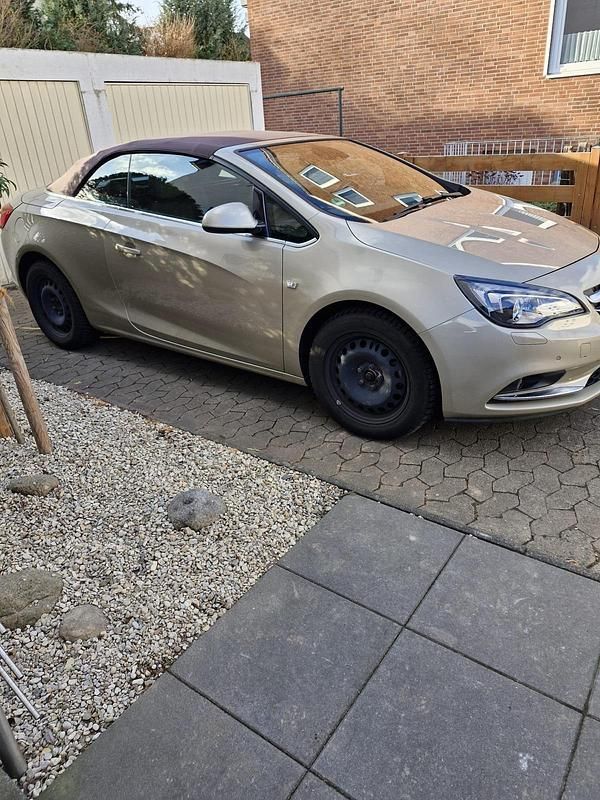 Gebraucht Opel Cascada 140 PS (102 kW) 2013 Beige Cabrio