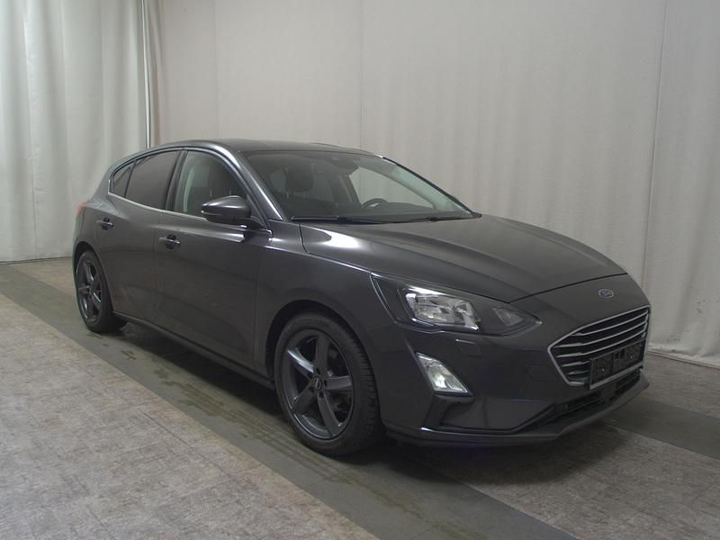 Gebraucht Ford Focus Titanium 120 PS (88 kW) 2020 Magnetic grau metallic Limousine