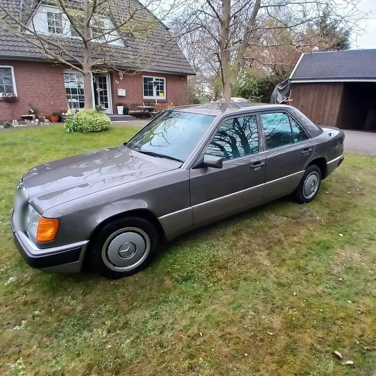 Gebraucht Mercedes 200 75 PS (55 kW) 1991 Limousine