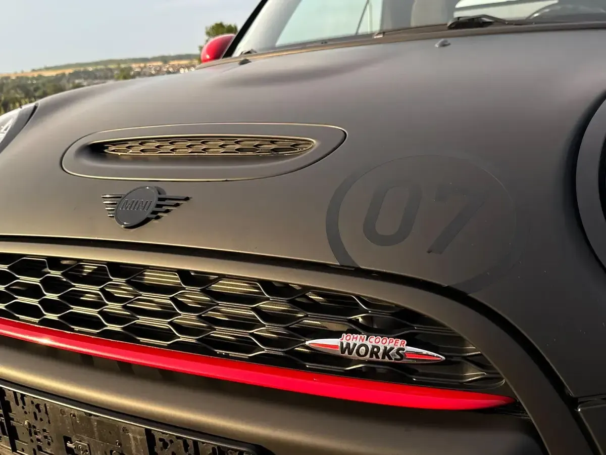 Gebraucht Mini John Cooper Works 231 PS (169 kW) 2018 Grau Kleinwagen