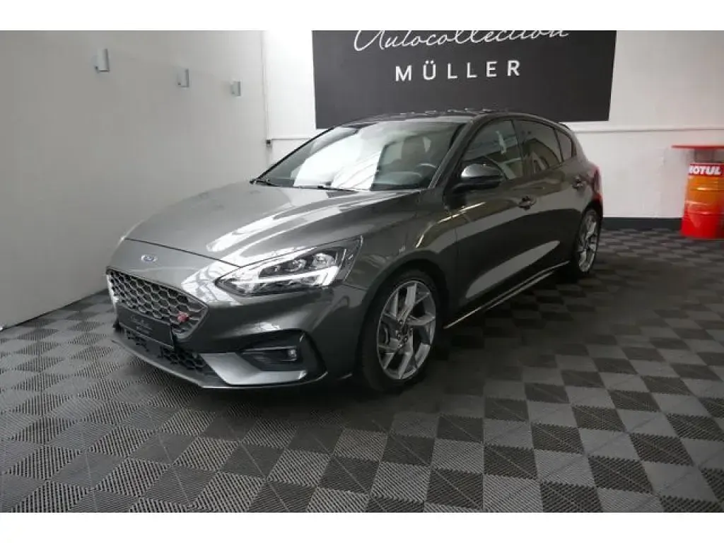 Gebraucht Ford Focus ST 280 PS (205 kW) 2021 Magnetic (metallic) Kleinwagen