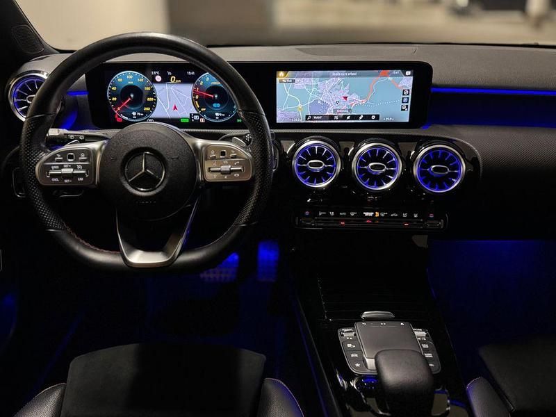 Gebraucht Mercedes A250 AMG 160 PS (117 kW) 2020 Schwarz Limousine