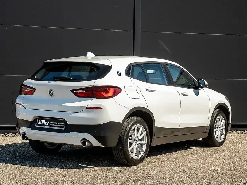 Gebraucht BMW X2 Advantage 178 PS (130 kW) 2023 Alpinweiss SUV