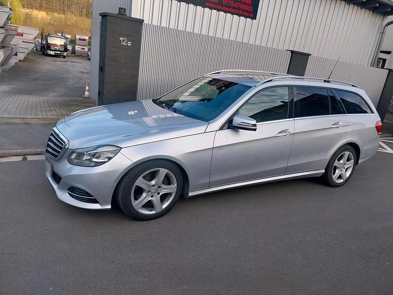 Gebraucht Mercedes E350 252 PS (185 kW) 2013 Silber Kombi