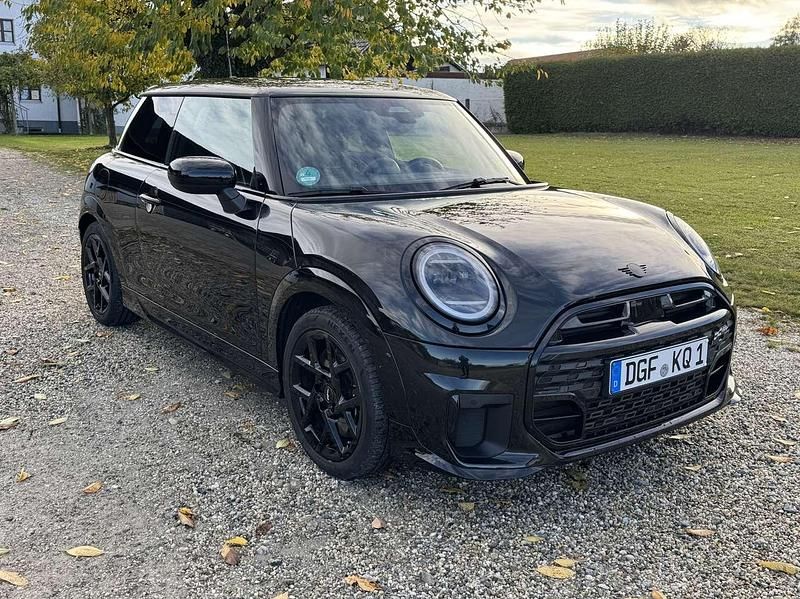 Gebraucht Mini Cooper S 204 PS (150 kW) 2024 Kleinwagen