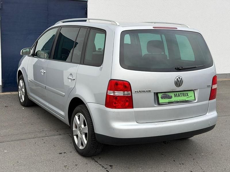 Gebraucht VW Touran Highline 105 PS (77 kW) 2004 Silber Van / Kleinbus