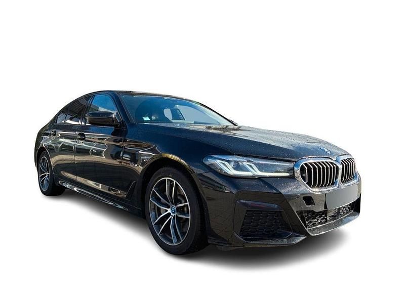 Schwarz Gebraucht 2022 BMW 530e M Sport Limousine | 33.558 € (Guter Preis) - Bild 1/4