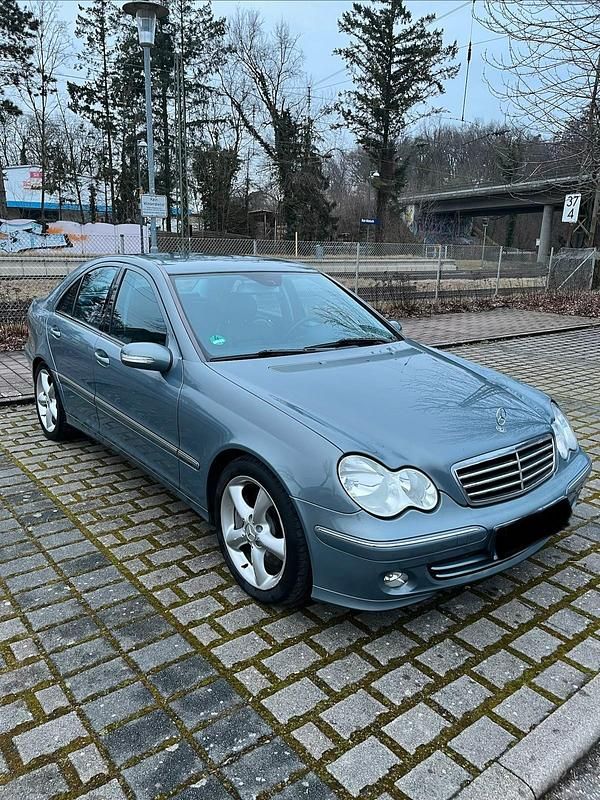Gebraucht Mercedes C230 204 PS (150 kW) 2005 Grau Limousine