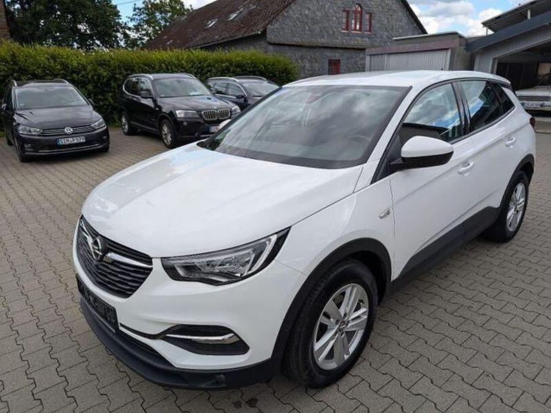 Weiß Gebraucht 2021 Opel Grandland X Business SUV | 14.700 € (Guter Preis) - Bild 1/4