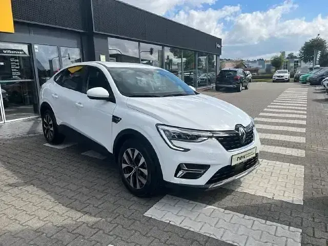 Gebraucht Renault Arkana Zen 140 PS (102 kW) 2022 Weiß SUV
