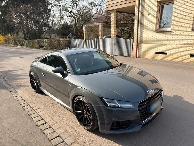 Gebraucht Audi TT S-Line 230 PS (169 kW) 2016 Grau Coupé