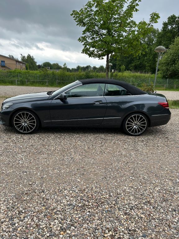 Gebraucht Mercedes E200 184 PS (135 kW) 2013 Grau Cabrio