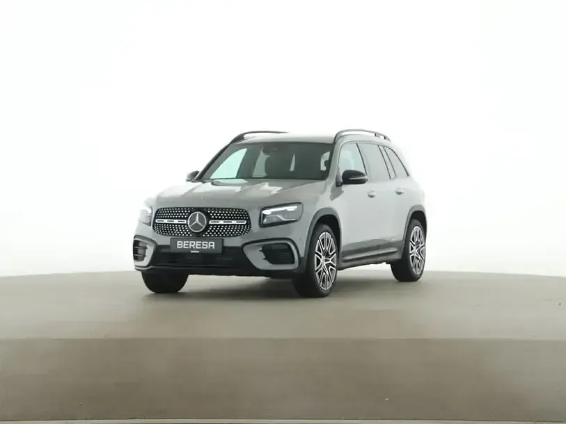Gebraucht Mercedes GLB200 AMG 150 PS (110 kW) 2026 Grau SUV