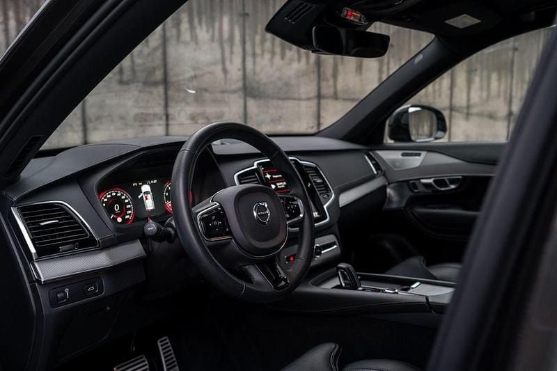 Gebraucht Volvo XC90 R-Design 299 PS (219 kW) 2022 Grau SUV