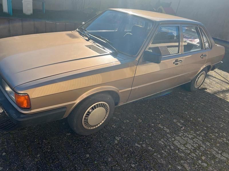 Gebraucht Audi 80 57 PS (41 kW) 1982 Gold Limousine