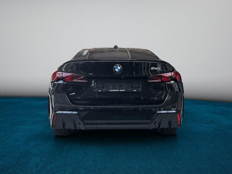 Nowe BMW 220 Performance 170 KM (125 kW) 2026 Czarny Coupe