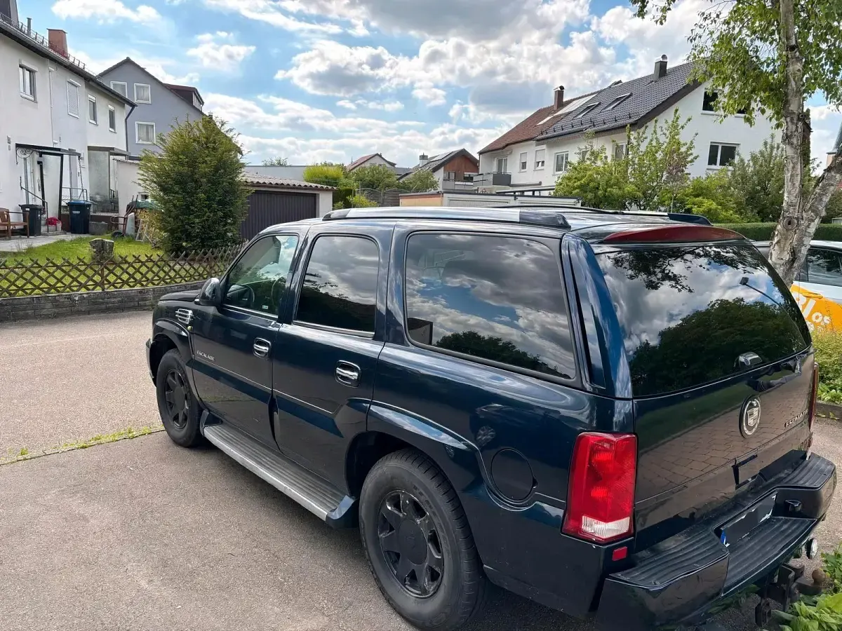 Gebraucht Cadillac Escalade 345 PS (253 kW) 2005 Blau SUV