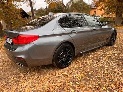 Gebraucht BMW 540 Performance 340 PS (250 kW) 2019 Grau Limousine