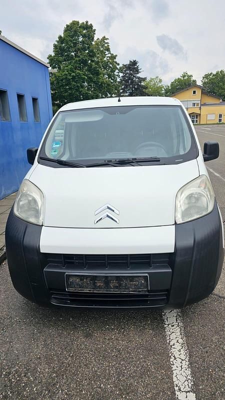 Weiß Gebraucht 2010 Citroën Nemo Van / Kleinbus | 2.850 € - Bild 1/4