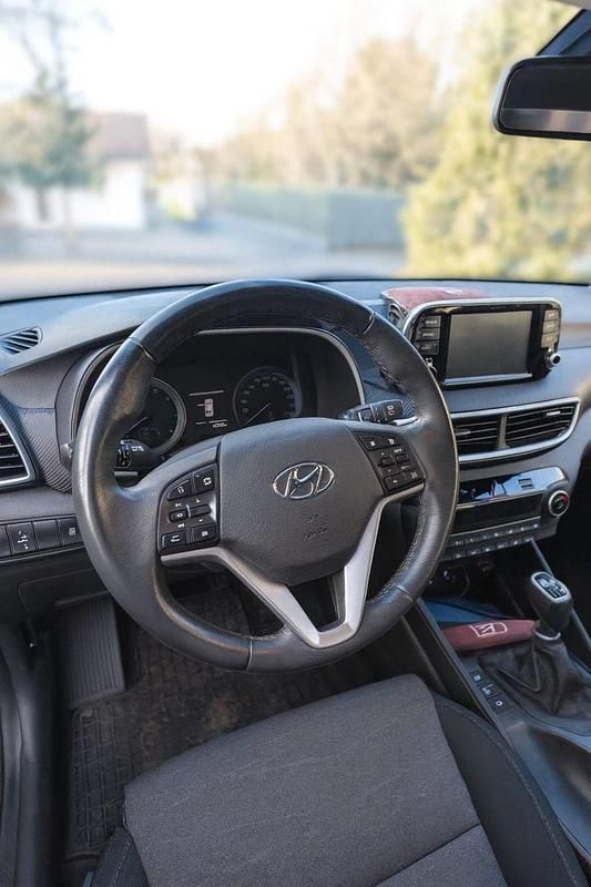 Gebraucht Hyundai Tucson 132 PS (97 kW) 2019 Blau SUV