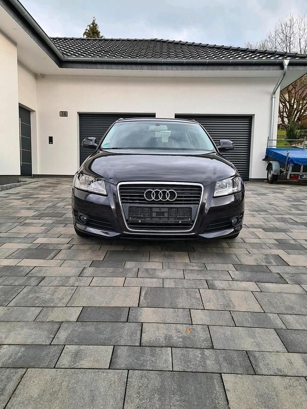 Gebraucht Audi A3 Ambiente 125 PS (91 kW) 2009 Grau Kleinwagen