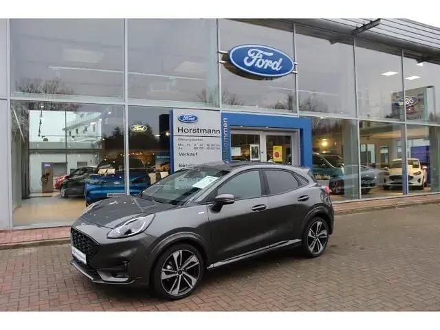 Magneticgrau (metallic) Gebraucht 2024 Ford Puma ST-Line X SUV | 26.950 € (Fairer Preis) - Bild 1/4