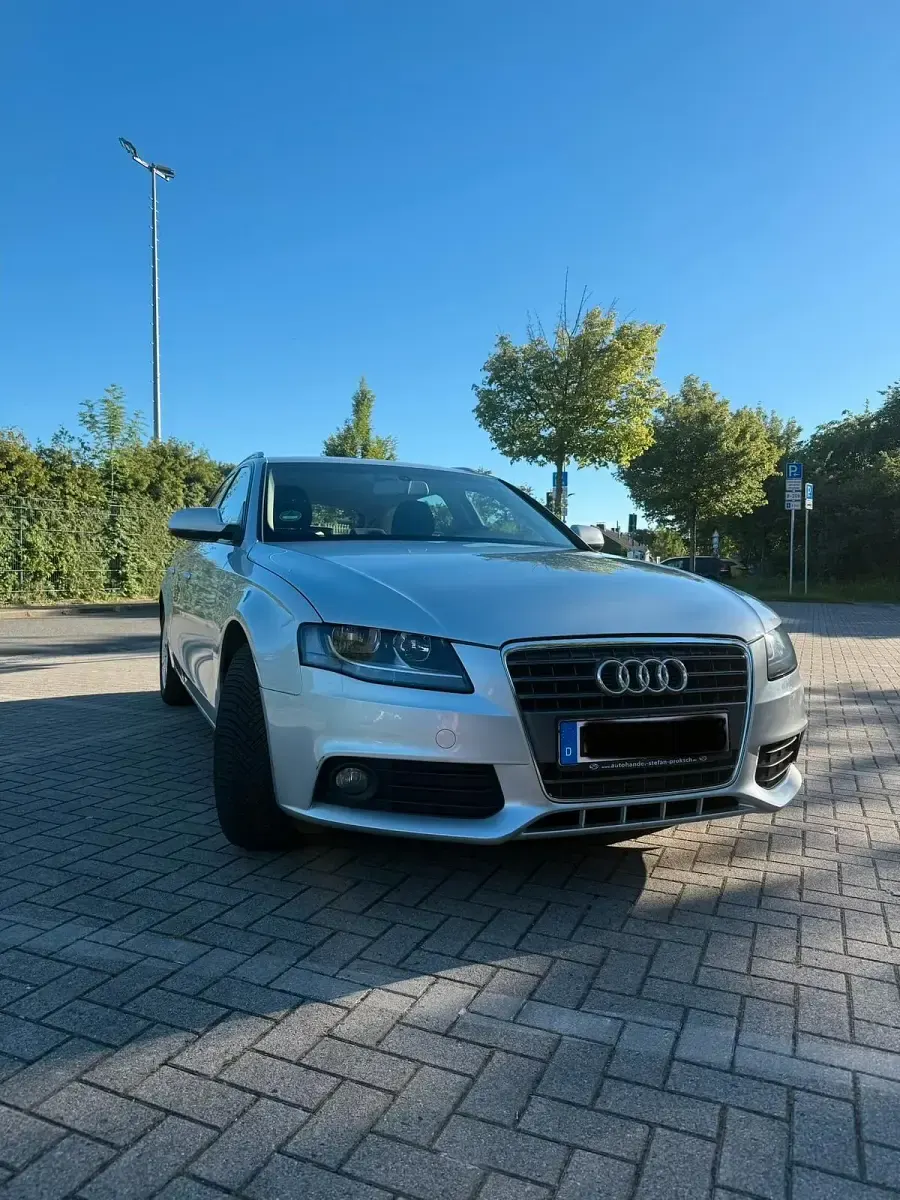 Gebraucht Audi A4 120 PS (88 kW) 2011 Grau Kombi