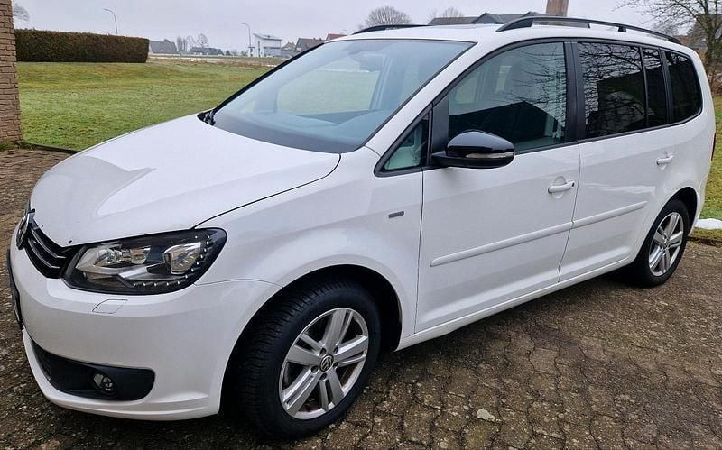 Gebraucht VW Touran Match 140 PS (102 kW) 2012 Weiß Van / Kleinbus