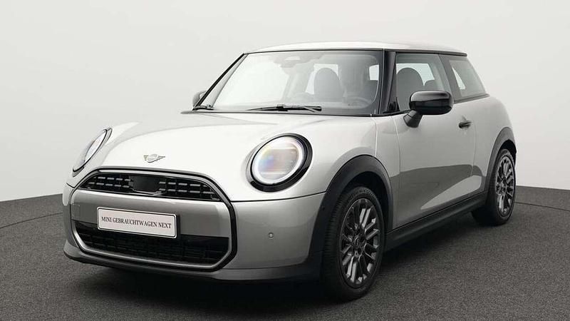 Grau Gebraucht 2024 Mini Cooper Classic Kleinwagen | 25.303 € (Fairer Preis) - Bild 1/4