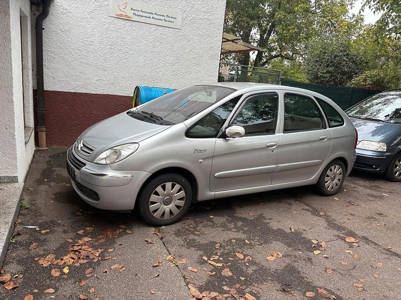 Silber Gebraucht 2005 Citroën Xsara Picasso Van / Kleinbus | 750 € (Guter Preis) - Bild 1/4