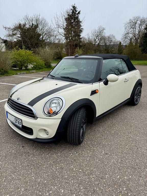 Gebraucht Mini One Cabriolet 98 PS (72 kW) 2011 Weiß Cabrio