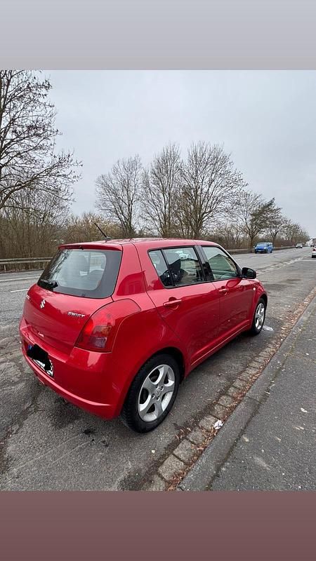 Gebraucht Suzuki Swift 92 PS (67 kW) 2006 Rot Kleinwagen