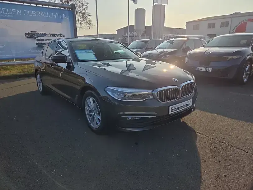 Usata BMW 520 Efficient Dynamics 190 CV (139 kW) 2020 Grigio Berlina