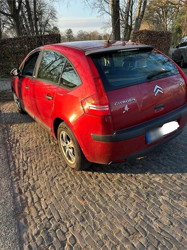 Gebraucht Citroën C4 89 PS (65 kW) 2009 Rot Limousine