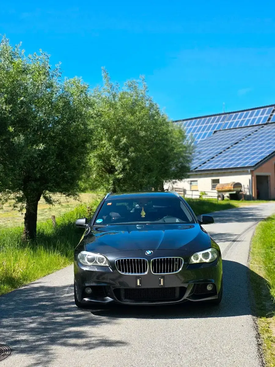 Gebraucht BMW 535 M Sport 313 PS (230 kW) 2012 Braun Kombi