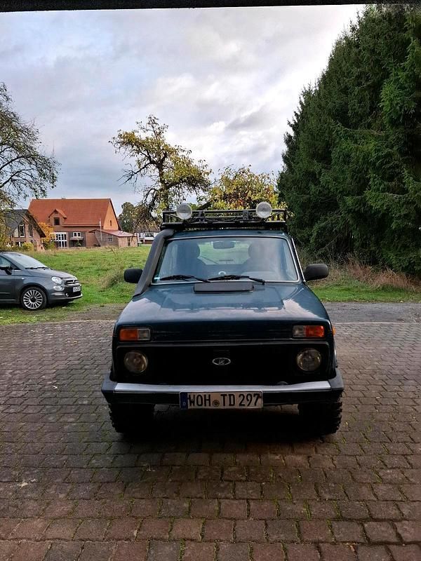 Gebraucht 2013 Lada Taiga SUV | 8.500 € (Teuer) - Bild 1/4