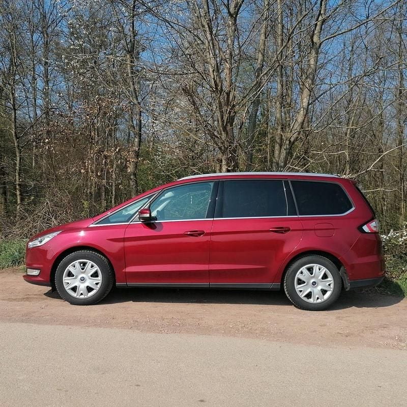 Gebraucht Ford Galaxy Titanium 190 PS (139 kW) 2018 Rot Van / Kleinbus