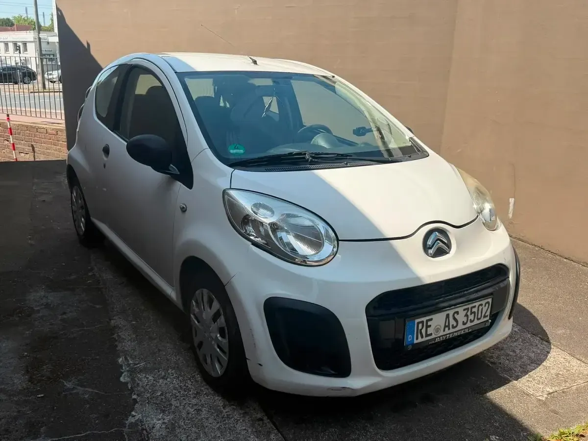 Gebraucht Citroën C1 68 PS (50 kW) 2012 Weiß Kleinwagen