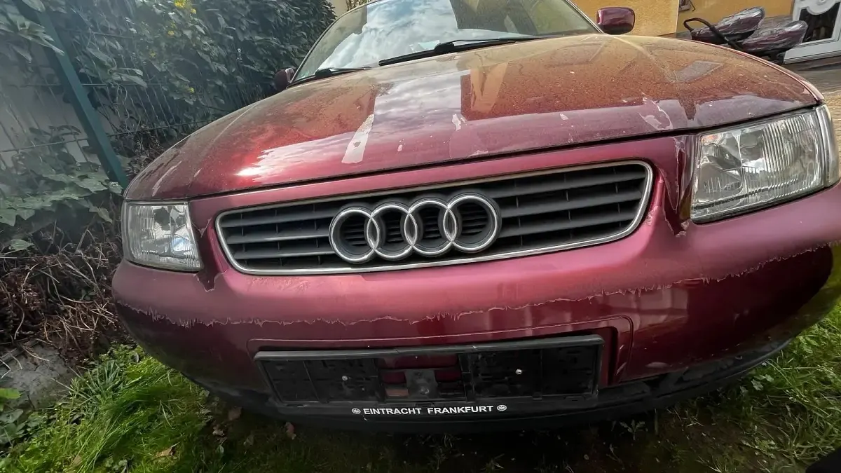 Gebraucht Audi A3 Attraction 101 PS (74 kW) 1998 Rot Kleinwagen
