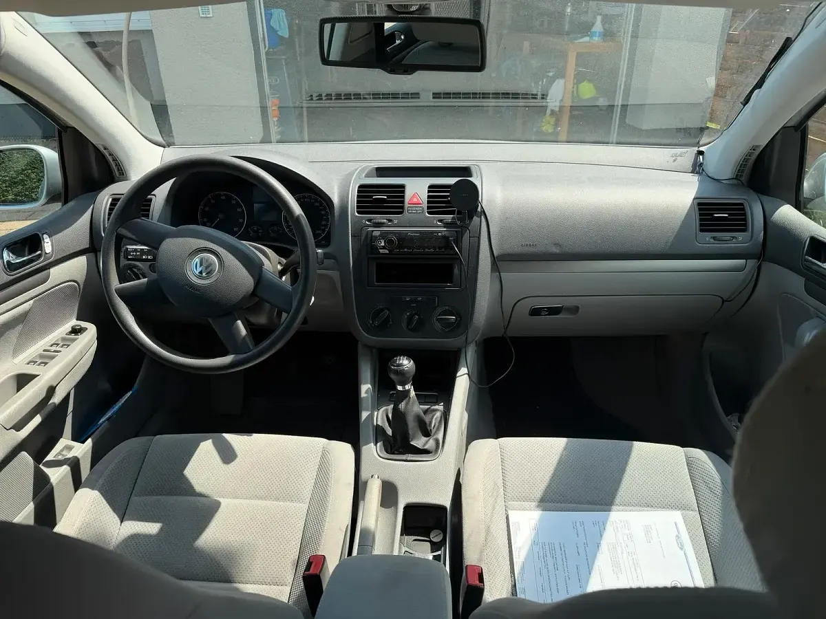 Gebraucht VW Golf V 116 PS (85 kW) 2004 Silber Kleinwagen