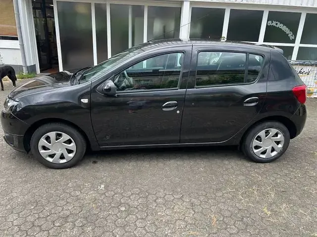 Gebraucht Dacia Sandero Lauréate 90 PS (66 kW) 2016 Schwarz Kleinwagen