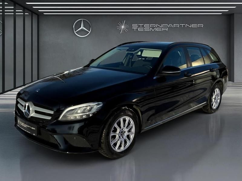Gebraucht Mercedes C200 184 PS (135 kW) 2019 Schwarz Limousine