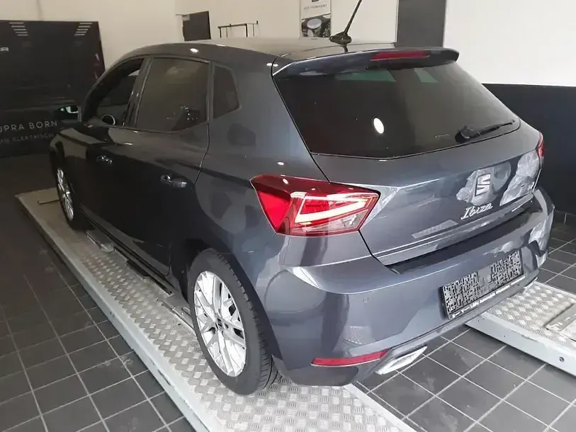 Gebraucht Seat Ibiza FR 110 PS (80 kW) 2023 "magnetic tech" Kleinwagen