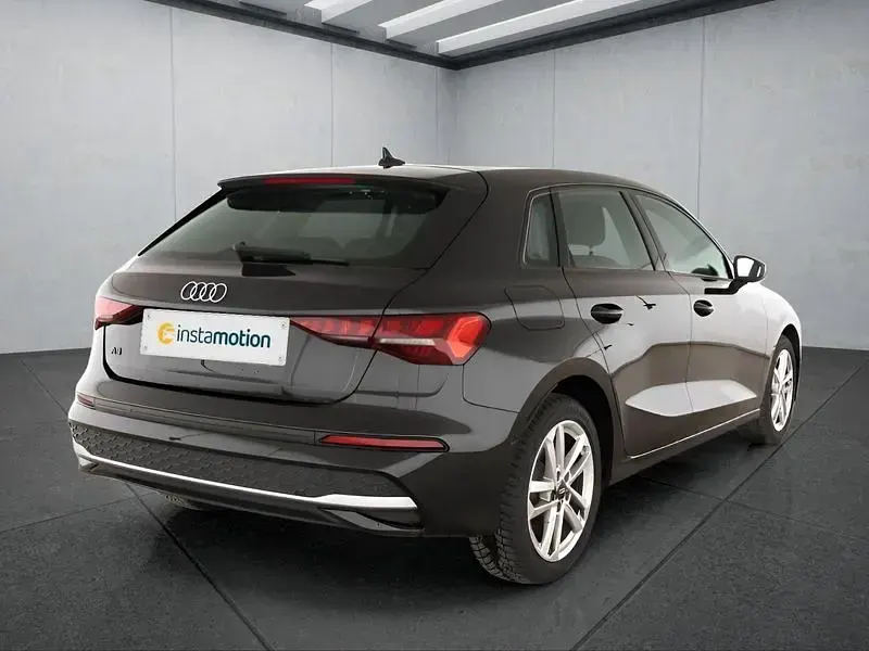 Gebraucht Audi A3 Sportback 150 PS (110 kW) 2025 Schwarz Kleinwagen