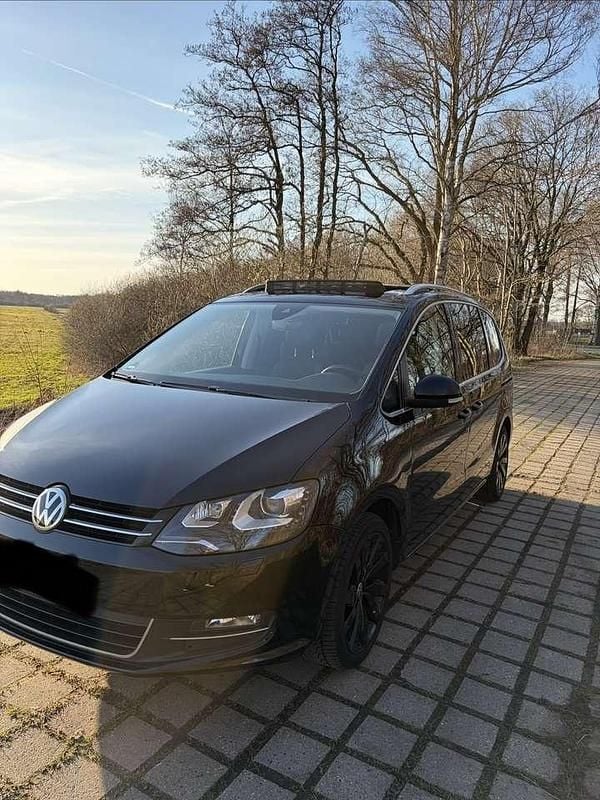 Gebraucht VW Sharan Black Edition 184 PS (135 kW) 2017 Schwarz Van / Kleinbus