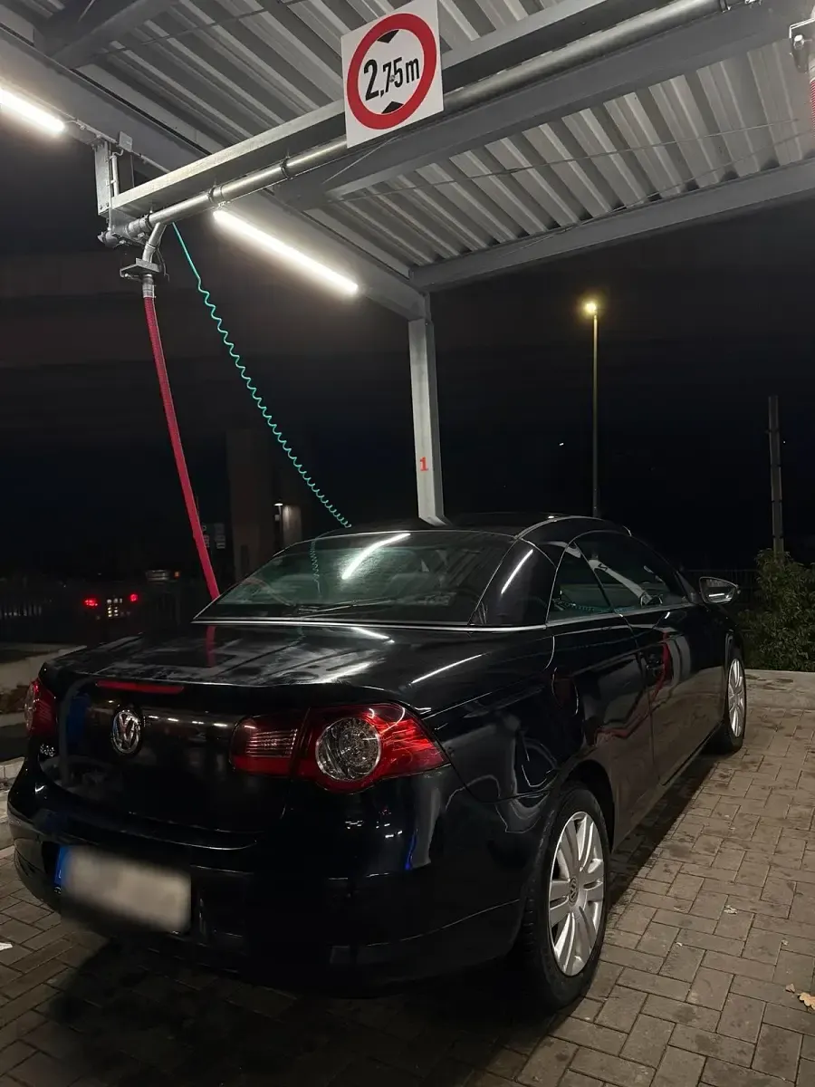 Używany VW Eos 160 KM (117 kW) 2009 Czarny Kabriolet