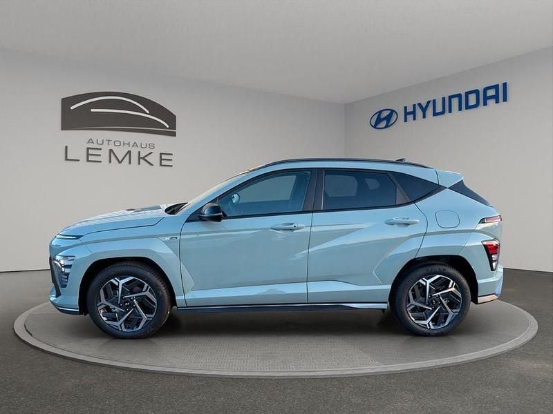 Neu Hyundai Kona N Line 170 PS (125 kW) 2025 Mirage green SUV