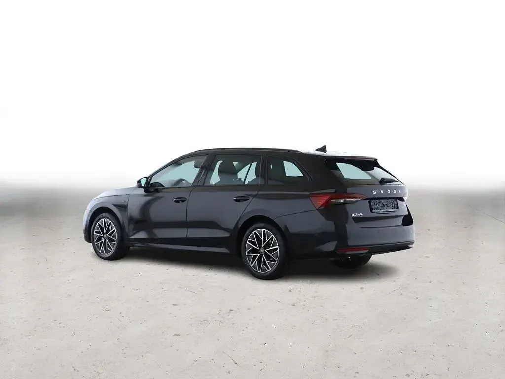 Usata Skoda Octavia Selection 150 CV (110 kW) 2025 Nero Station wagon